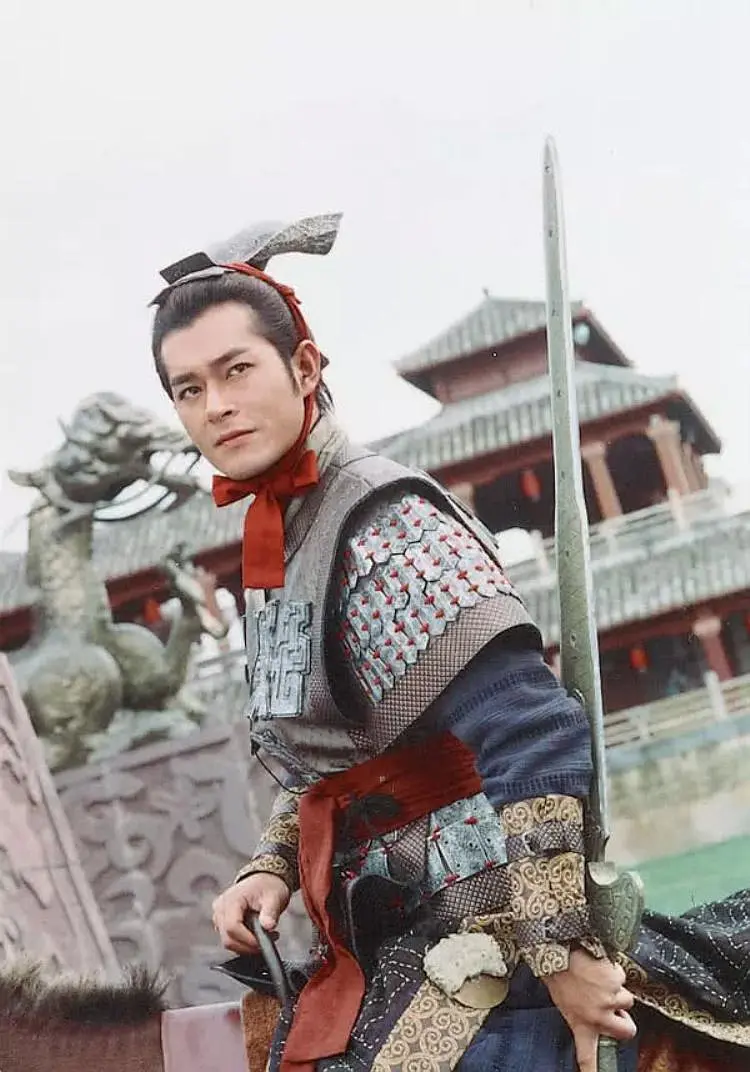 2025年最火电视剧古装(2020年最火电视剧排行榜前十名古装)